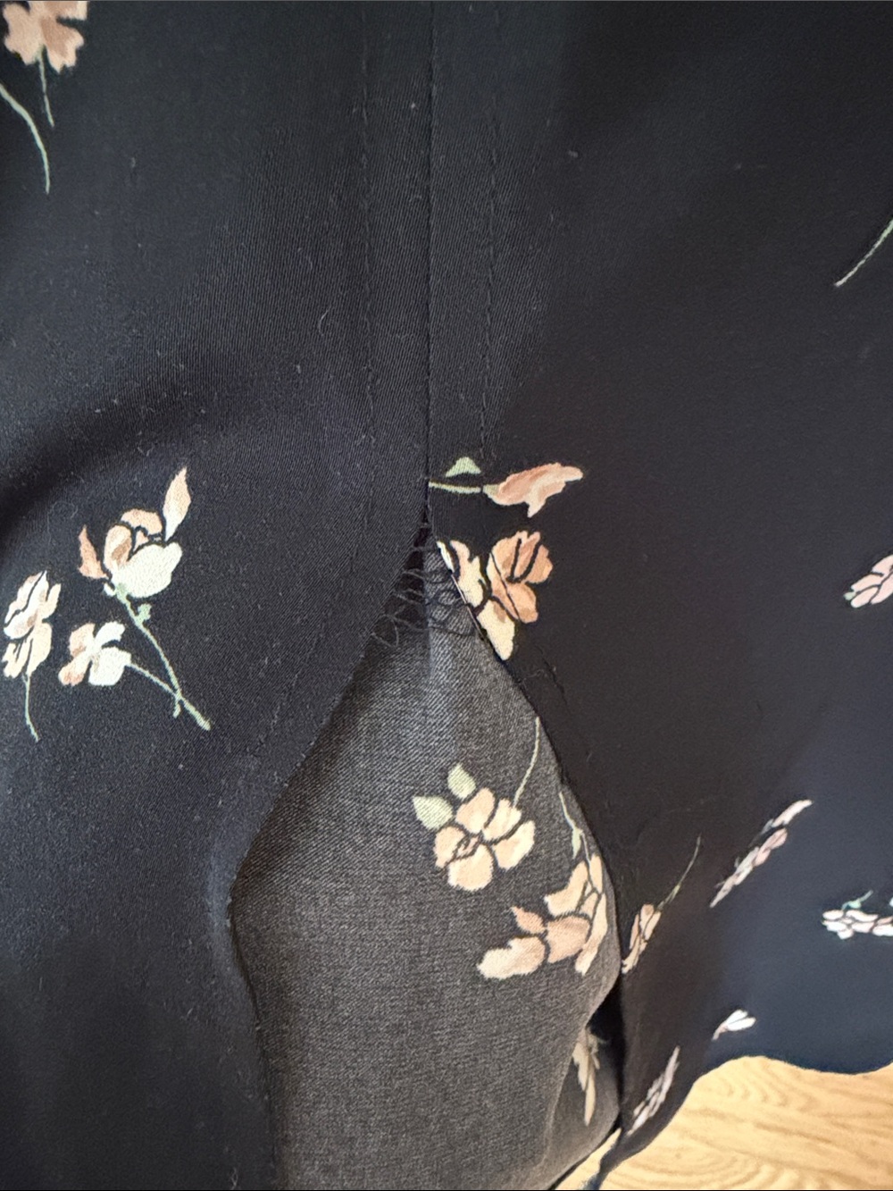 OAK + FORT Black Midi Dress with Floral Print - Picture 4 of 4